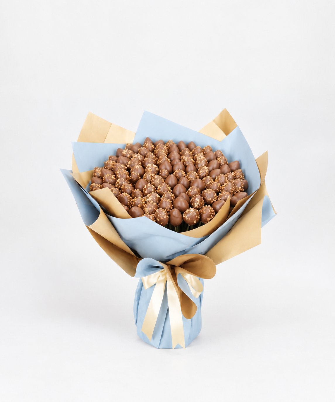 Grand Speculoos and Roasted Almond Strawberry Bouquet