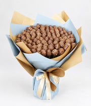 Grand Speculoos and Roasted Almond Strawberry Bouquet