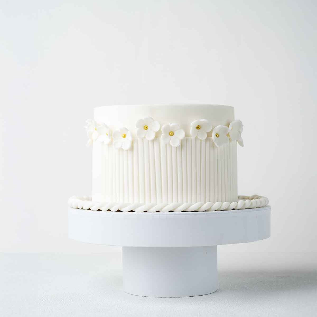 1kg White Cake