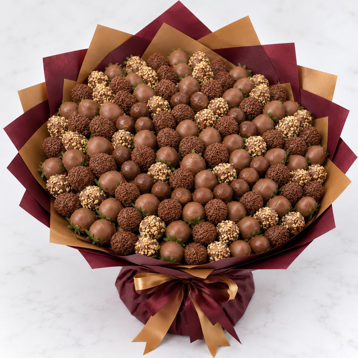 Grand Golden Chocolate & Strawberry Bouquet