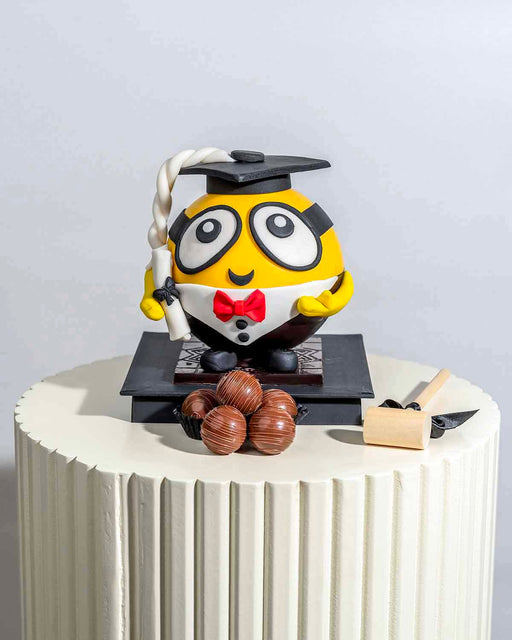 Graduation Theme Minion