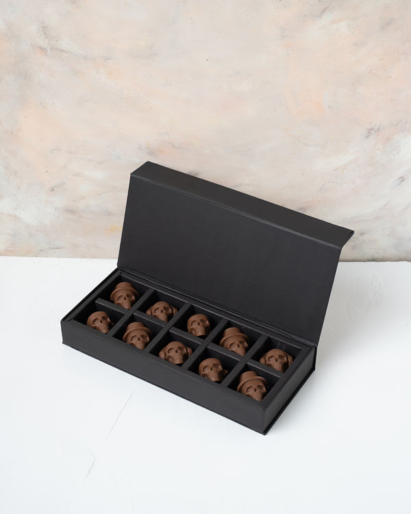 Assorted Stylish Milk Chocolate Skulls
