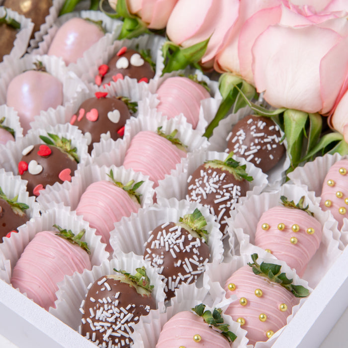 24pcs Strawberries and Roses