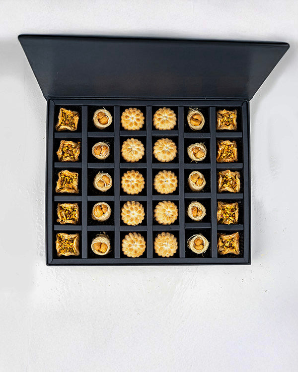 30 Assorted Baklawas