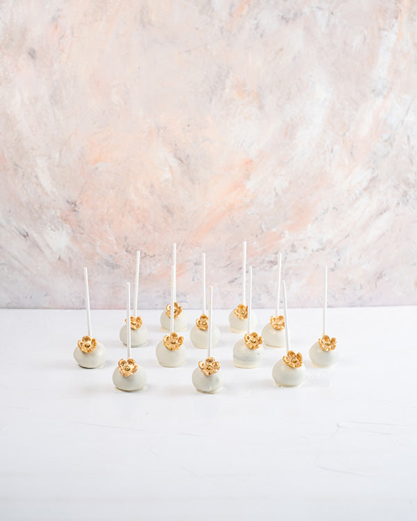 White and Golden Cake Pops