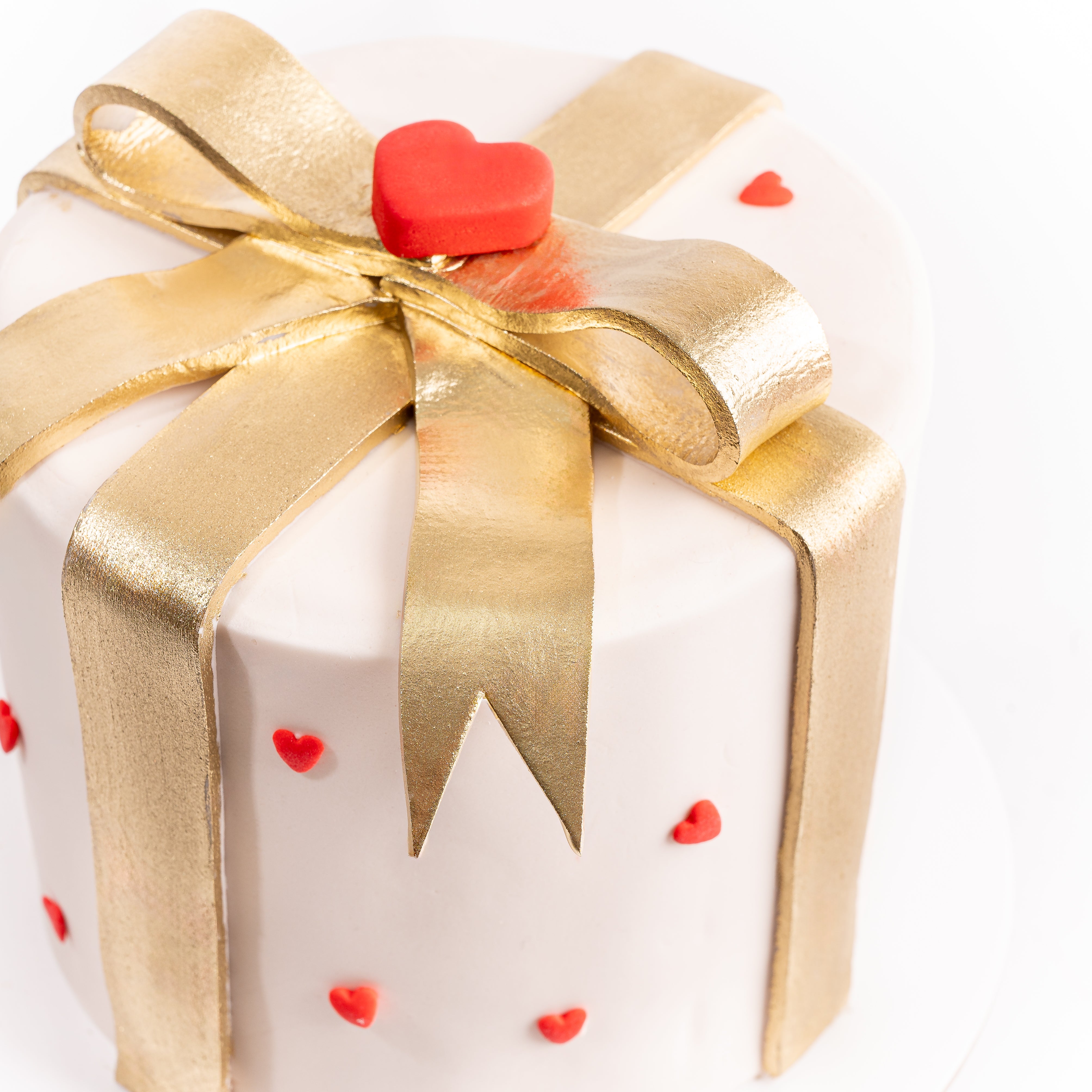 Couture 1KG Cake