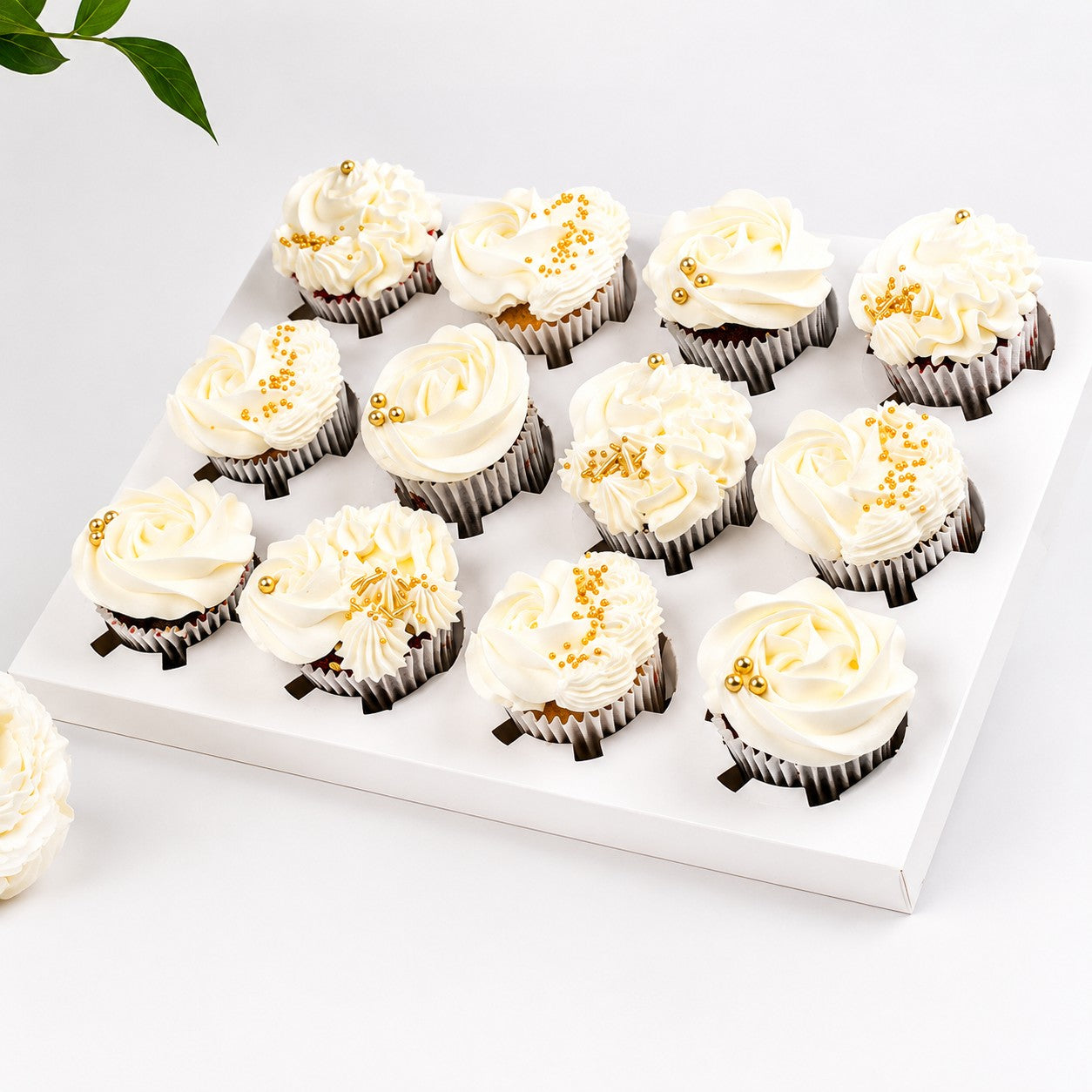 Silky White Frost Cupcakes 12pcs Gift Box