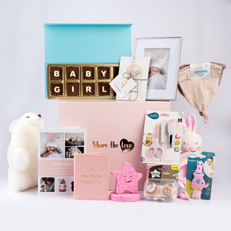 Welcome Baby Girl - Deluxe Hamper