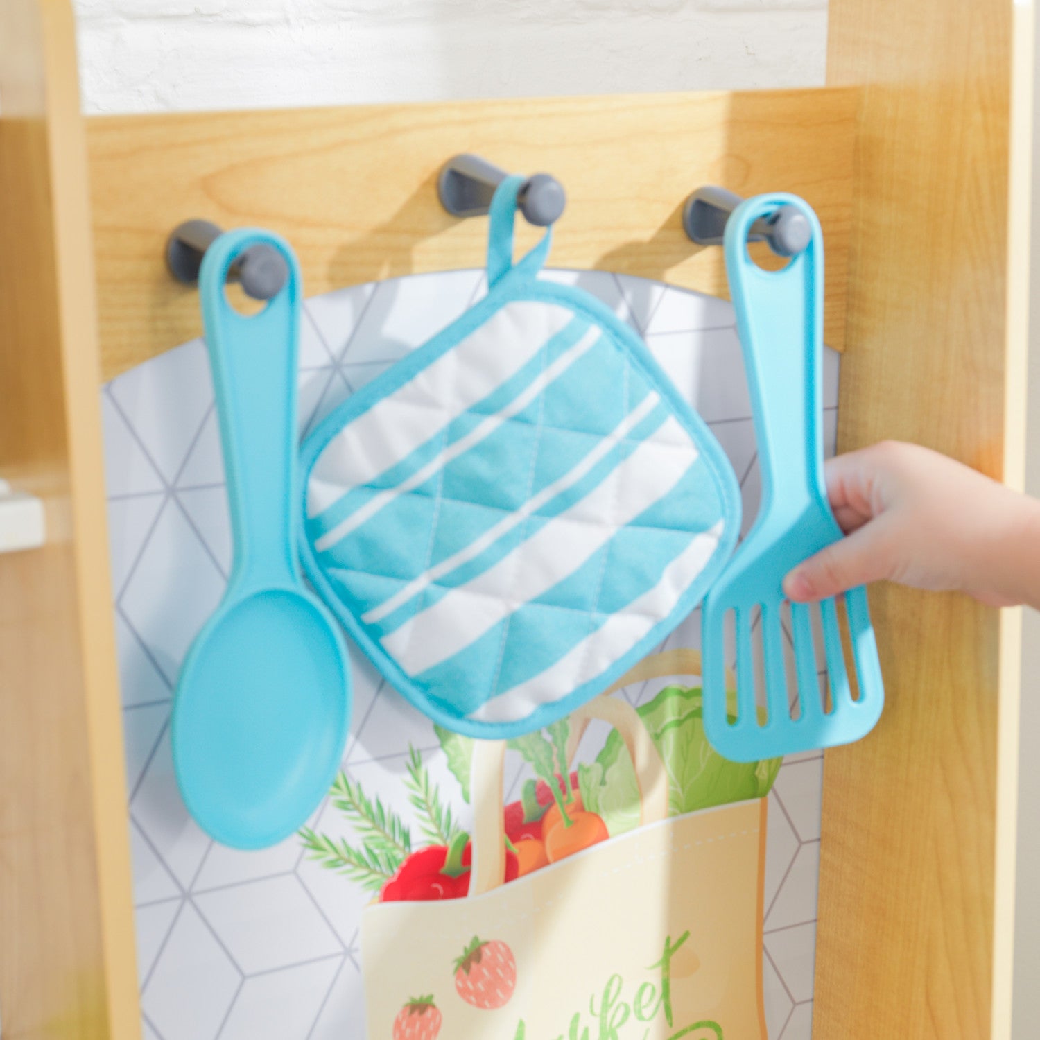 Fresh Harvest Play Kitchen with EZ Kraft Assembly