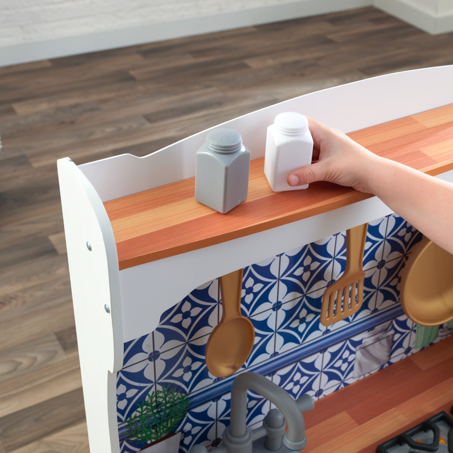Mosaic Magnetic Play Kitchen