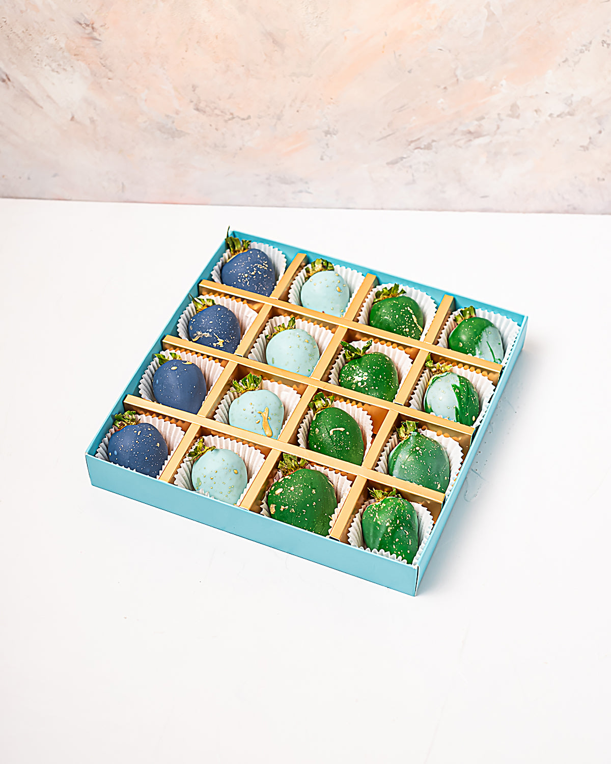 16 Chocolate Covered Strawberries