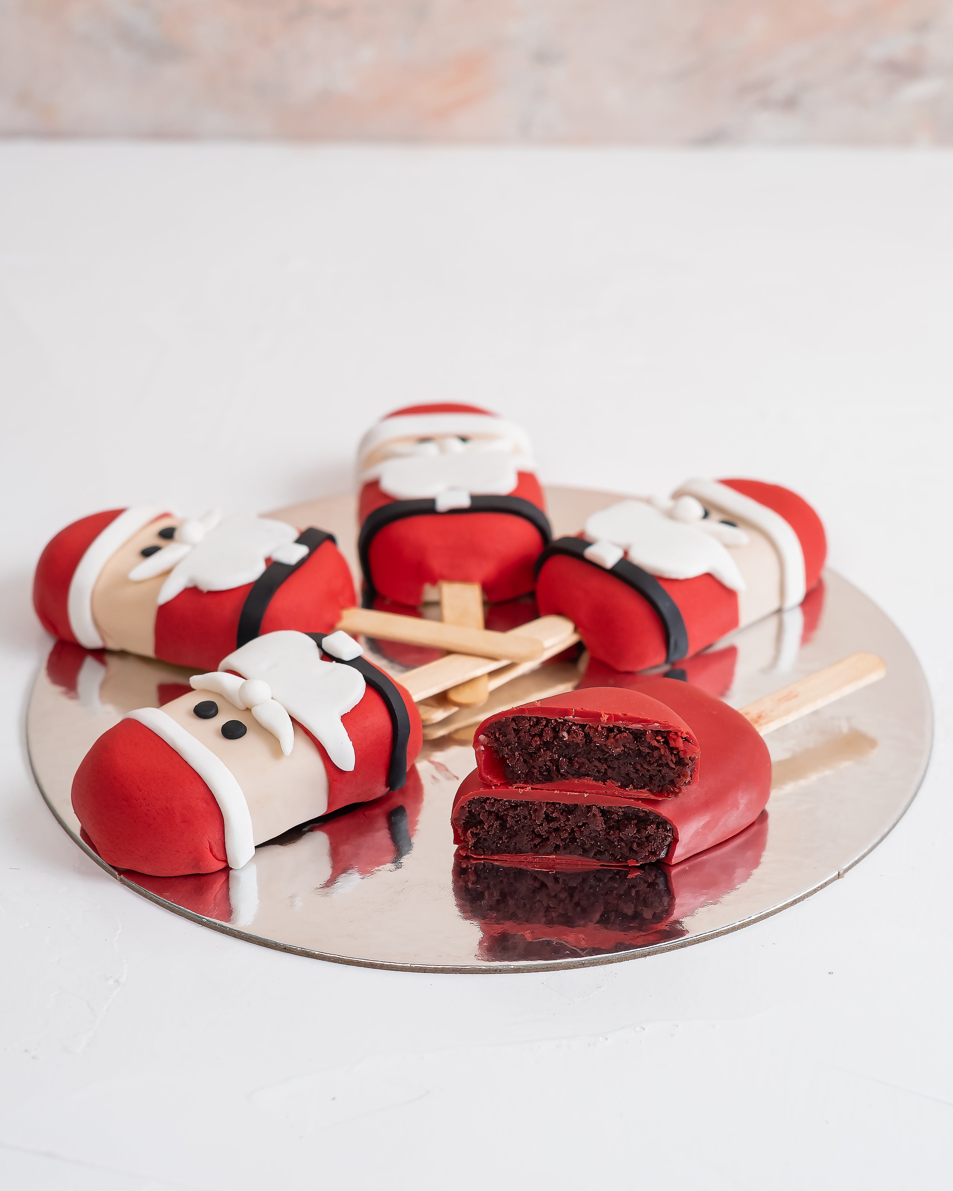 Santa's Favorite Cakesicles