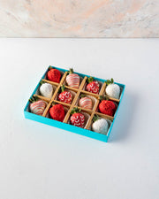 Red and White Chocolate Strawberries 12pcs